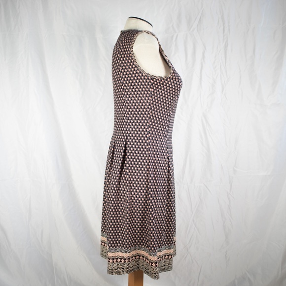 Max Studio Printed Sleeveless Dress - Picture 3 of 8